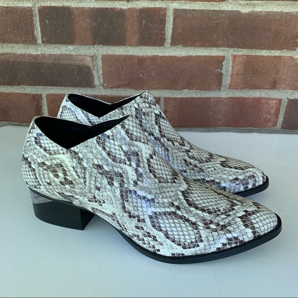 Steve Madden Women’s Barnett Snake Print Slip On Ankle Boots US 8.5 M NEW